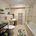 Rent 2 bedroom flat in Newmarket