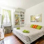 Rent 1 bedroom apartment of 40 m² in Milano