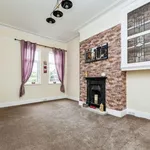 Rent 3 bedroom apartment in Yorkshire And The Humber