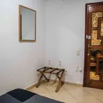 Rent a room of 120 m² in valencia