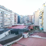 Rent 4 bedroom apartment of 120 m² in Barcelona