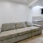 Rent 4 bedroom flat in West Midlands