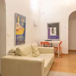 Rent a room of 110 m² in Madrid