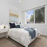 Rent 1 bedroom apartment in St Kilda