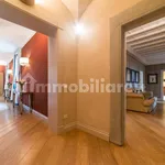 Rent 5 bedroom apartment of 300 m² in Florence