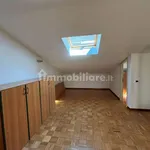 Affitto 5 camera casa di 140 m² in Perugia