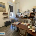 Rent 4 bedroom apartment of 100 m² in Genoa