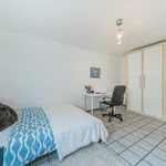 Miete 3 Schlafzimmer wohnung von 85 m² in Frankfurt