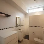 Rent 1 bedroom apartment of 538 m² in Frankfurt