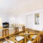 Rent 2 bedroom apartment of 947 m² in Paris