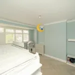 Rent 3 bedroom house in London