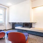 Rent 3 bedroom apartment of 175 m² in Milano