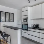 Rent 3 bedroom apartment of 1087 m² in Paris