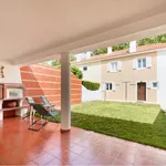 Rent 6 bedroom house in Lisbon