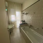 Rent 5 bedroom apartment of 100 m² in Lucca