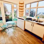 Rent 6 bedroom house in Swansea