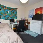 Rent 4 bedroom house in Leeds