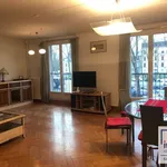 Appartement de 105 m² avec 4 chambre(s) en location à Versailles