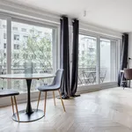 Rent 1 bedroom apartment of 592 m² in Paris