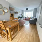 Rent 3 bedroom apartment in Shirley