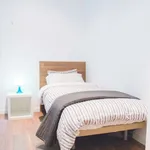 Rent a room of 140 m² in madrid