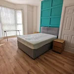 Rent 4 bedroom apartment in Swansea