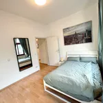 Miete 2 Schlafzimmer wohnung von 48 m² in Dresden