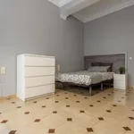 Rent 7 bedroom apartment in Valencia