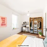 Rent a room of 97 m² in Berlin