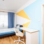 Rent 3 bedroom apartment in Prague