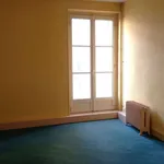 Appartement de 176 m² avec 6 chambre(s) en location à Poitiers