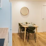 Rent 5 bedroom apartment in Zaragoza