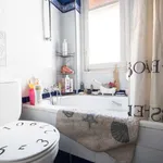 Rent a room of 80 m² in madrid