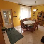 Rent 3 bedroom house of 110 m² in Békéscsaba