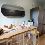 Rent a room of 108 m² in Issy-les-Moulineaux