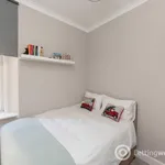 Rent 1 bedroom apartment in Edinburgh