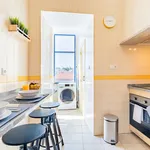 Rent 3 bedroom apartment of 65 m² in Lisbon