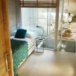 Rent 1 bedroom apartment of 40 m² in Barcelona