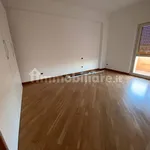 Rent 4 bedroom apartment in Reggio Calabria