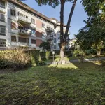 Rent 1 bedroom apartment of 60 m² in florence