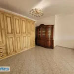 Rent 2 bedroom apartment of 65 m² in Rome