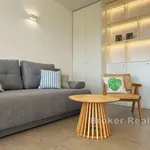 Rent 1 bedroom apartment of 55 m² in Split