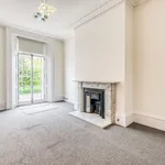 Rent 2 bedroom flat in Royal Leamington Spa