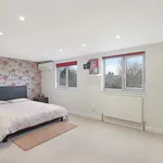 Rent 4 bedroom flat in East Of England