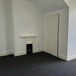 Rent 5 bedroom house in South East England