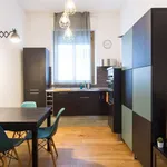 Rent 1 bedroom apartment of 50 m² in milan