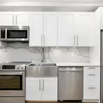 Rent 3 bedroom apartment in Manhattan