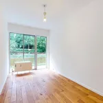 Rent 2 bedroom apartment in Woluwe-Saint-Lambert