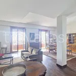 Rent 3 bedroom apartment of 141 m² in Rho