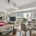 Appartement de 689 m² avec 1 chambre(s) en location à Paris